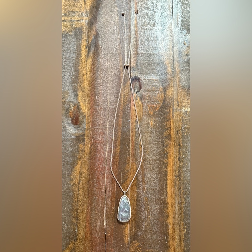 Kendra Scott Gray Pendant Necklace - Picture 2 of 3